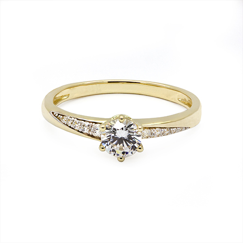 Zaveris 9 Carat Yellow Gold Solitaire Zirconia Ring