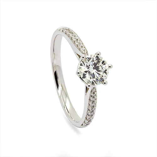 Zaveris 18 Carat White Gold Luxe Lab-Grown Diamond Ring